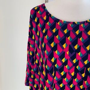 • Lularoe Irma Top •